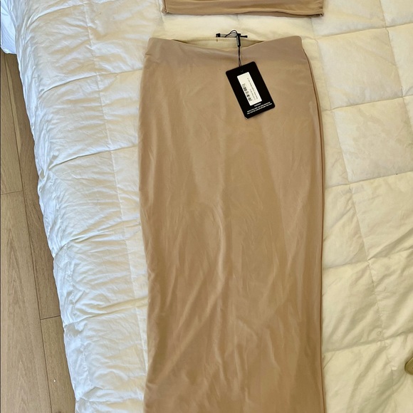 NWT pretty little thing PLT nude beige two piece tank and maxi midi skirt set - Picture 3 of 3